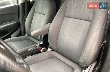 Внедорожник / Кроссовер Chevrolet Trax 2016 в 
