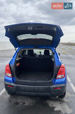 Внедорожник / Кроссовер Chevrolet Trax 2015 в 