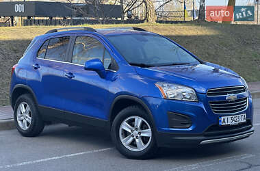 Позашляховик / Кросовер Chevrolet Trax 2015 в Києві