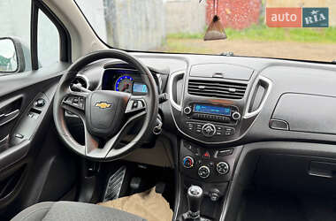Внедорожник / Кроссовер Chevrolet Trax 2014 в 