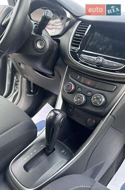 Внедорожник / Кроссовер Chevrolet Trax 2019 в 