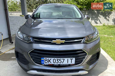 Внедорожник / Кроссовер Chevrolet Trax 2019 в 