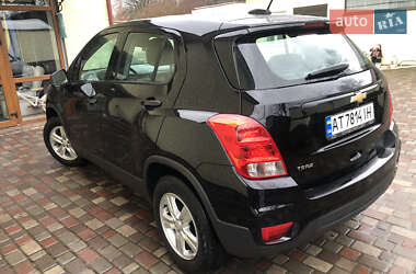 Внедорожник / Кроссовер Chevrolet Trax 2018 в 