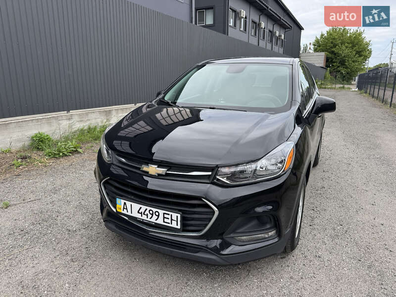 Внедорожник / Кроссовер Chevrolet Trax 2020 в Киеве