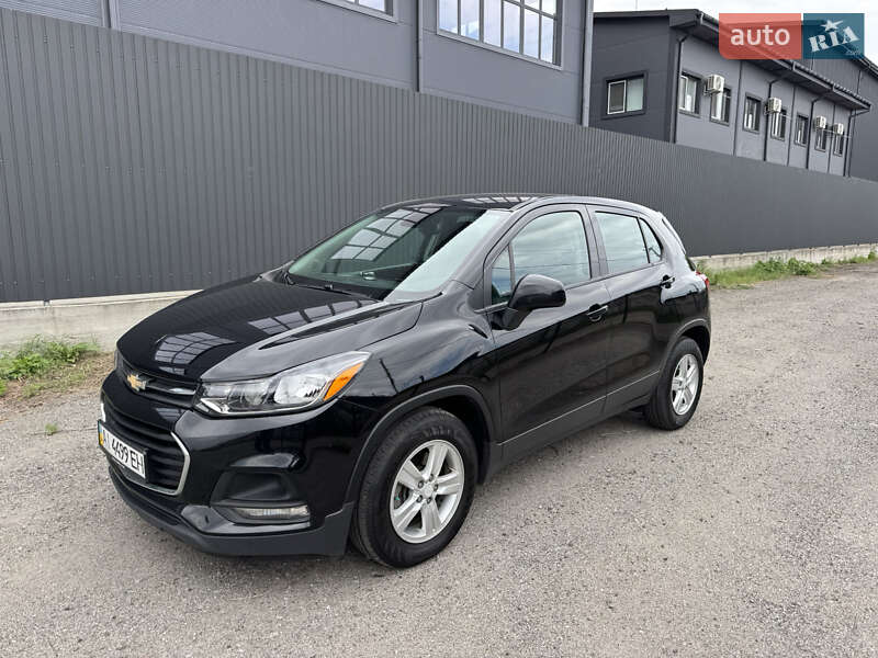 Внедорожник / Кроссовер Chevrolet Trax 2020 в Киеве