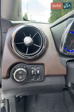 Внедорожник / Кроссовер Chevrolet Trax 2013 в 