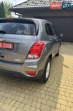 Позашляховик / Кросовер Chevrolet Trax 2020 в 