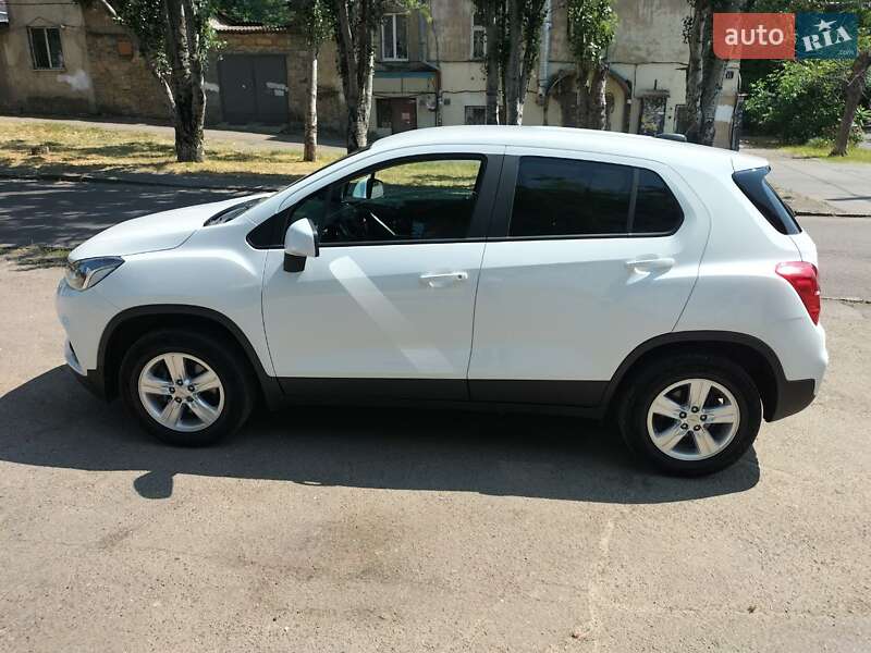 Внедорожник / Кроссовер Chevrolet Trax 2017 в Одессе