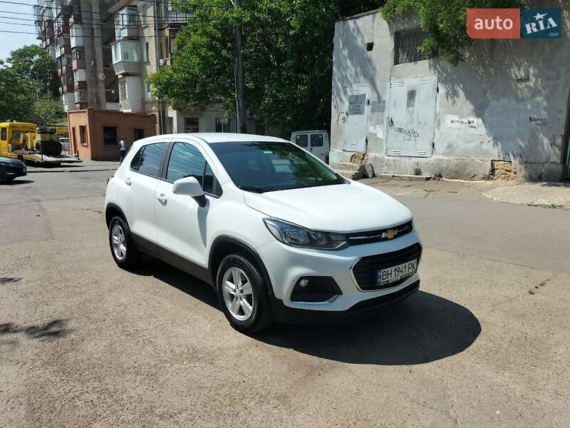 Внедорожник / Кроссовер Chevrolet Trax 2017 в Одессе