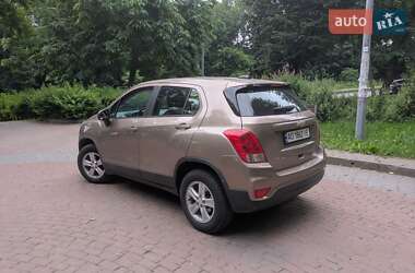 Внедорожник / Кроссовер Chevrolet Trax 2018 в 