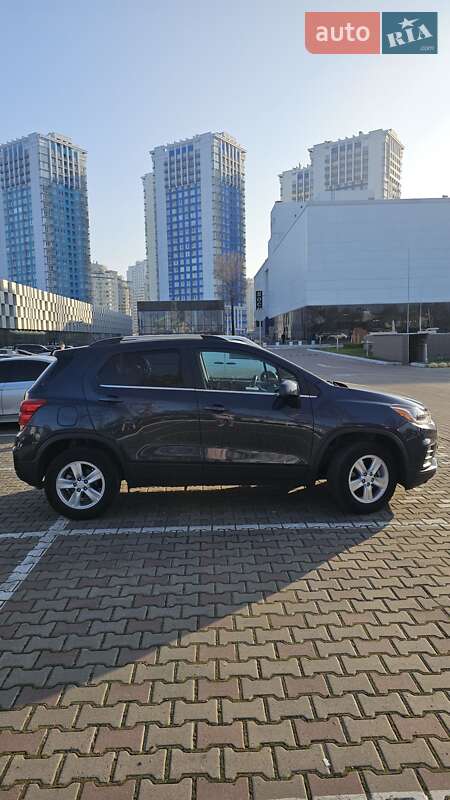 Внедорожник / Кроссовер Chevrolet Trax 2018 в Одессе