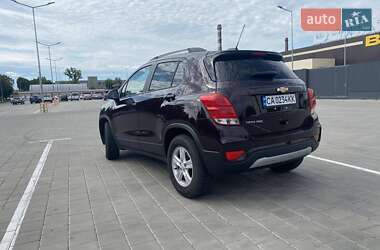 Внедорожник / Кроссовер Chevrolet Trax 2022 в 