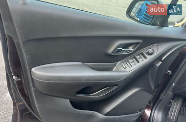 Позашляховик / Кросовер Chevrolet Trax 2013 в 