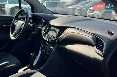 Позашляховик / Кросовер Chevrolet Trax 2018 в 