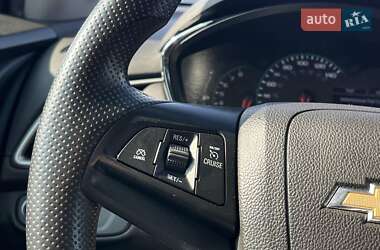 Позашляховик / Кросовер Chevrolet Trax 2018 в 