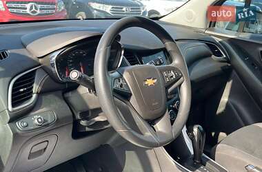 Позашляховик / Кросовер Chevrolet Trax 2018 в 