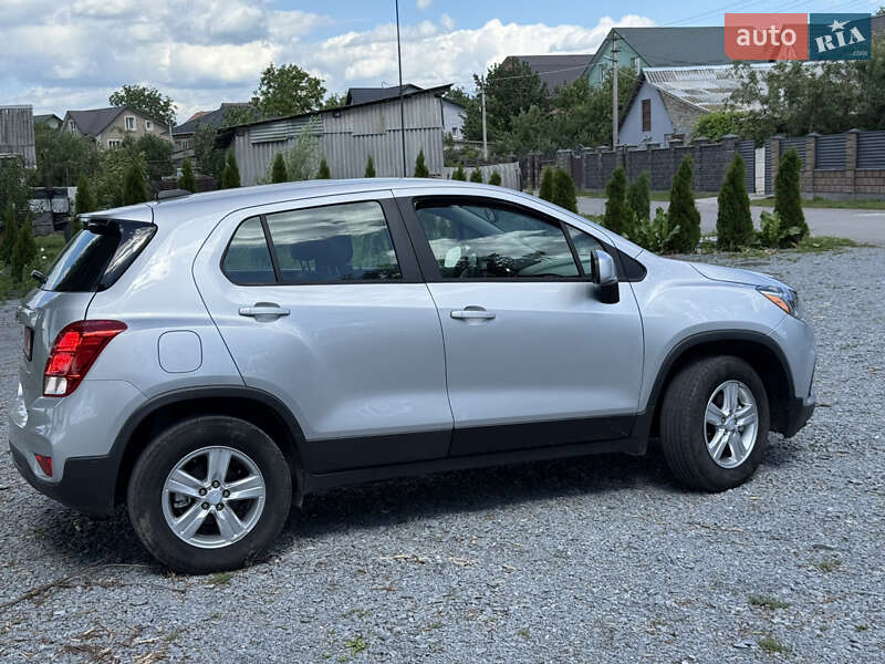 Внедорожник / Кроссовер Chevrolet Trax 2019 в Ровно