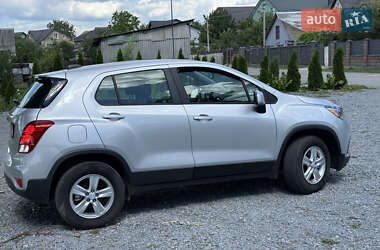 Внедорожник / Кроссовер Chevrolet Trax 2019 в 