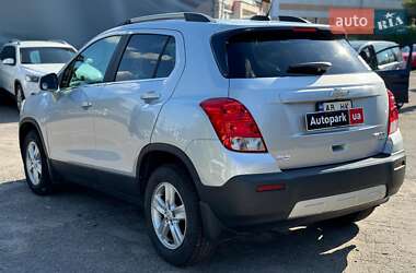 Внедорожник / Кроссовер Chevrolet Trax 2016 в 