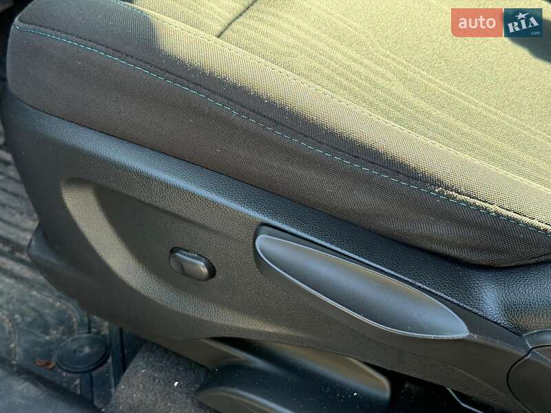 Внедорожник / Кроссовер Chevrolet Trax 2016 в Виннице