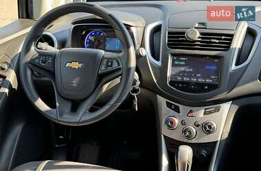Внедорожник / Кроссовер Chevrolet Trax 2016 в 