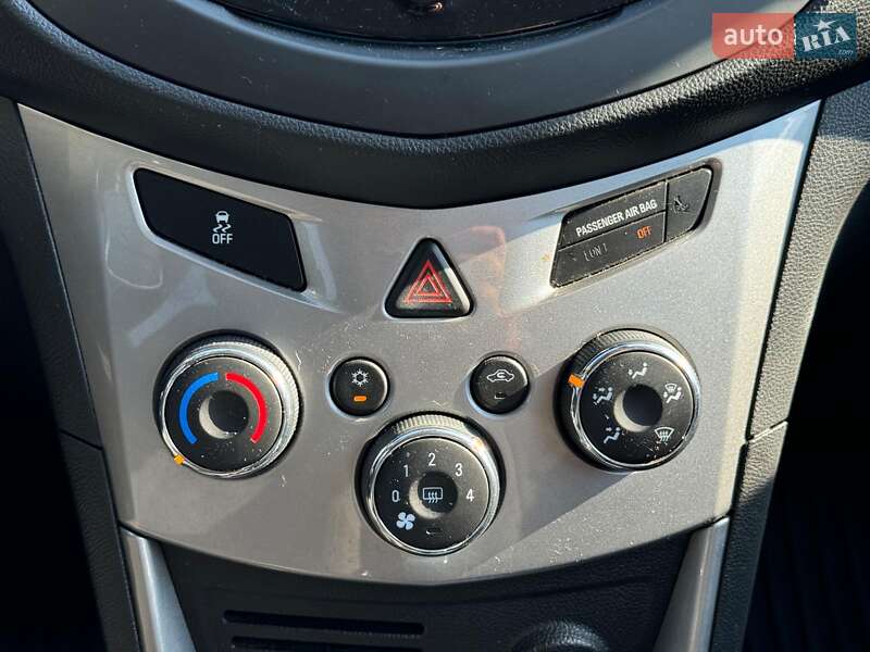 Внедорожник / Кроссовер Chevrolet Trax 2016 в Виннице