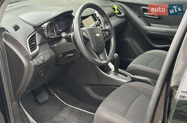 Внедорожник / Кроссовер Chevrolet Trax 2019 в 