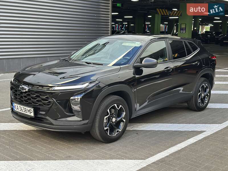 Внедорожник / Кроссовер Chevrolet Trax 2023 в Киеве
