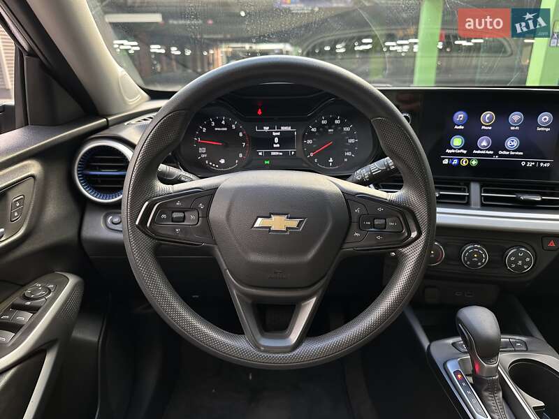 Внедорожник / Кроссовер Chevrolet Trax 2023 в Киеве