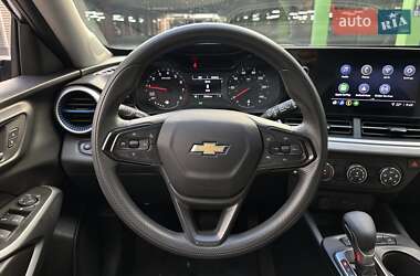 Внедорожник / Кроссовер Chevrolet Trax 2023 в 