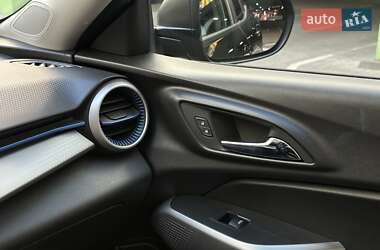 Внедорожник / Кроссовер Chevrolet Trax 2023 в 