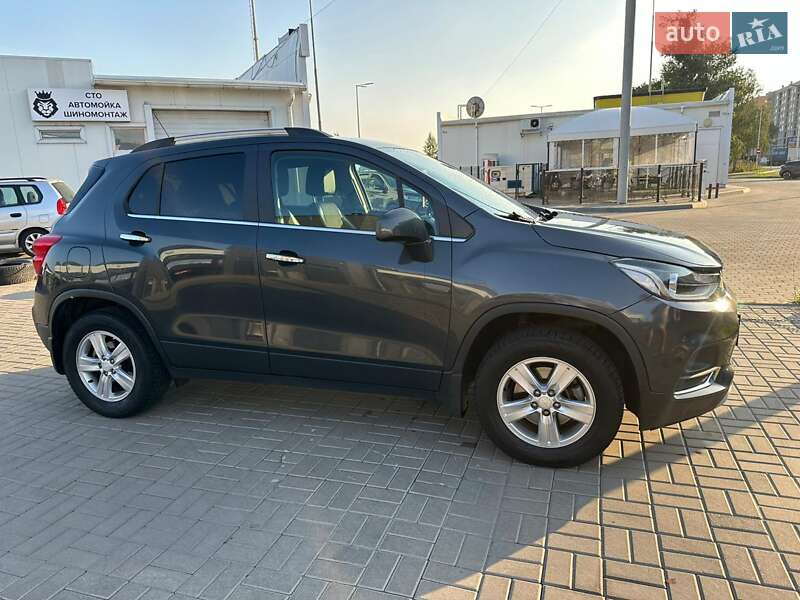 Внедорожник / Кроссовер Chevrolet Trax 2018 в Киеве
