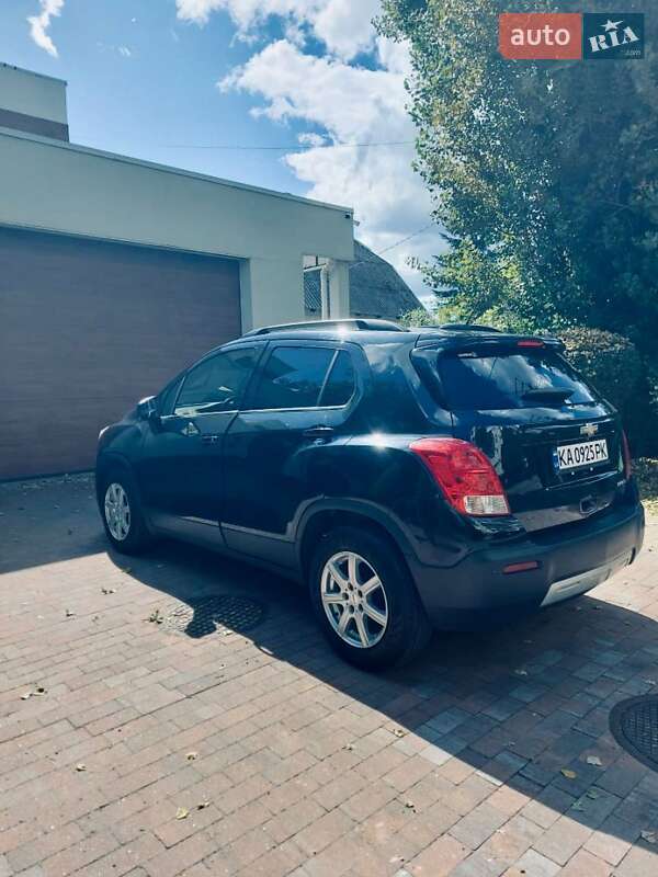 Внедорожник / Кроссовер Chevrolet Trax 2016 в Киеве