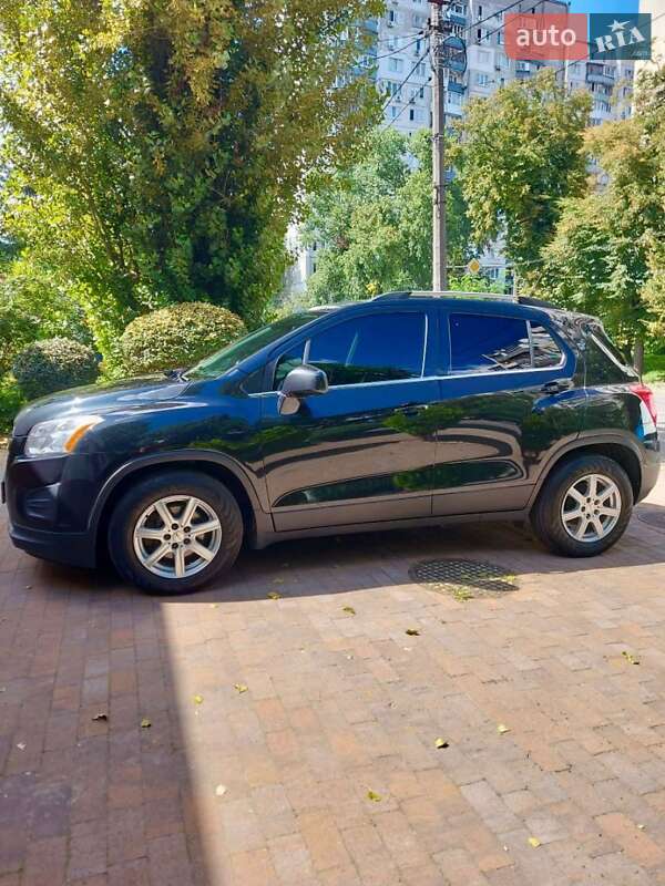 Внедорожник / Кроссовер Chevrolet Trax 2016 в Киеве