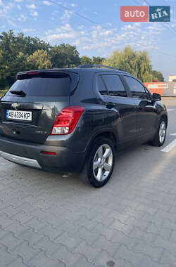 Внедорожник / Кроссовер Chevrolet Trax 2015 в 