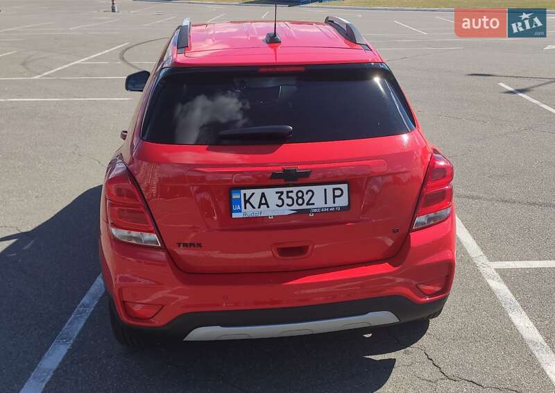 Внедорожник / Кроссовер Chevrolet Trax 2020 в Киеве