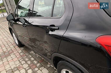 Внедорожник / Кроссовер Chevrolet Trax 2018 в 