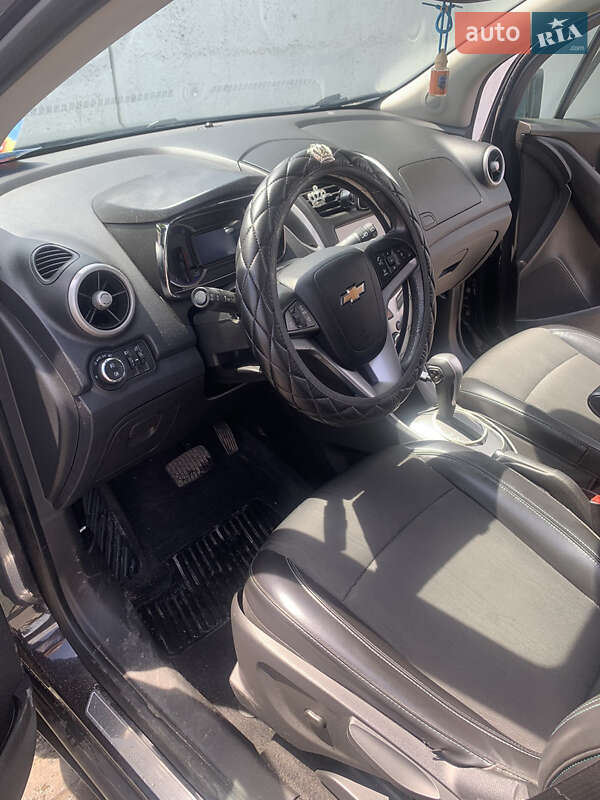 Внедорожник / Кроссовер Chevrolet Trax 2013 в Ровно