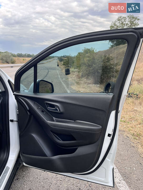 Внедорожник / Кроссовер Chevrolet Trax 2017 в Одессе фото 11 Внедорожник / Кроссовер Chevrolet Trax 2017 в Одессе