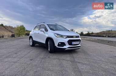 Внедорожник / Кроссовер Chevrolet Trax 2017 в 
