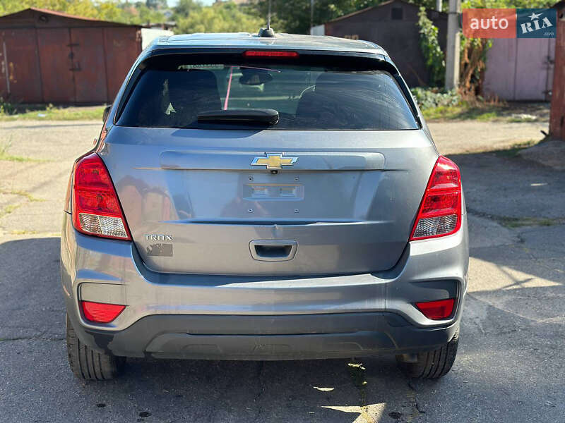 Внедорожник / Кроссовер Chevrolet Trax 2020 в Запорожье фото 2 Внедорожник / Кроссовер Chevrolet Trax 2020 в Запорожье