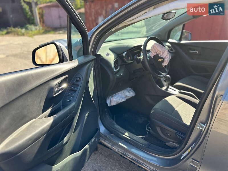 Внедорожник / Кроссовер Chevrolet Trax 2020 в Запорожье фото 7 Внедорожник / Кроссовер Chevrolet Trax 2020 в Запорожье