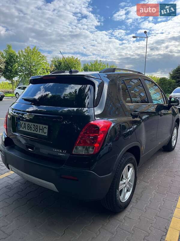 Позашляховик / Кросовер Chevrolet Trax 2015 в Києві