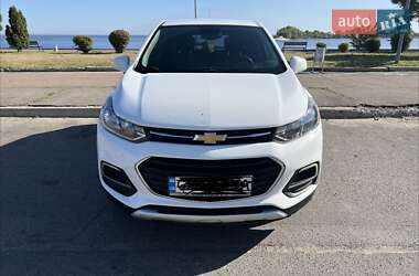 Позашляховик / Кросовер Chevrolet Trax 2016 в 