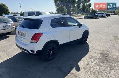 Позашляховик / Кросовер Chevrolet Trax 2016 в 