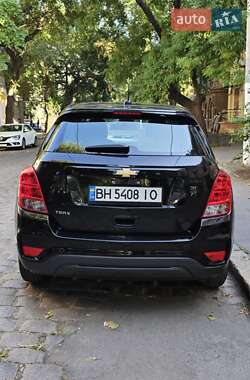 Внедорожник / Кроссовер Chevrolet Trax 2017 в 