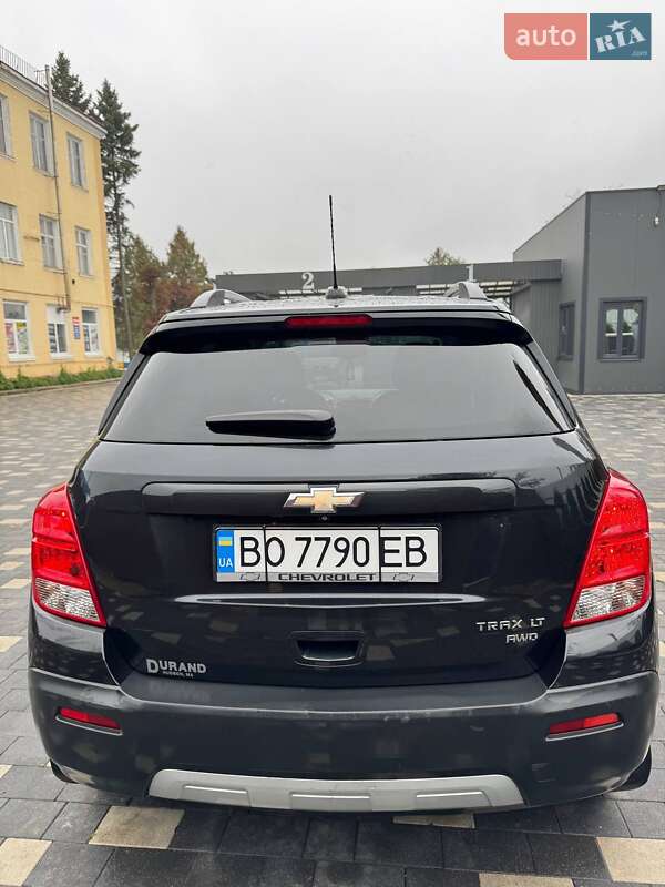 Внедорожник / Кроссовер Chevrolet Trax 2016 в Бучаче