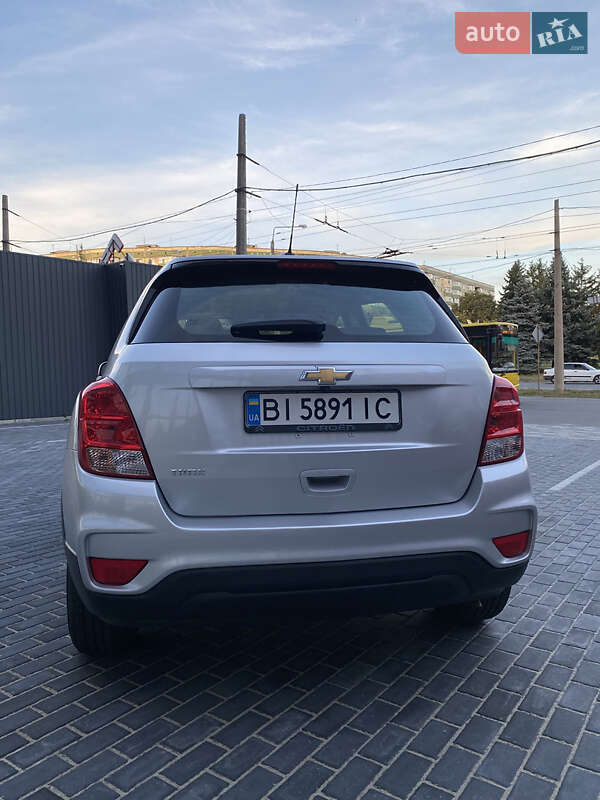 Внедорожник / Кроссовер Chevrolet Trax 2017 в Полтаве