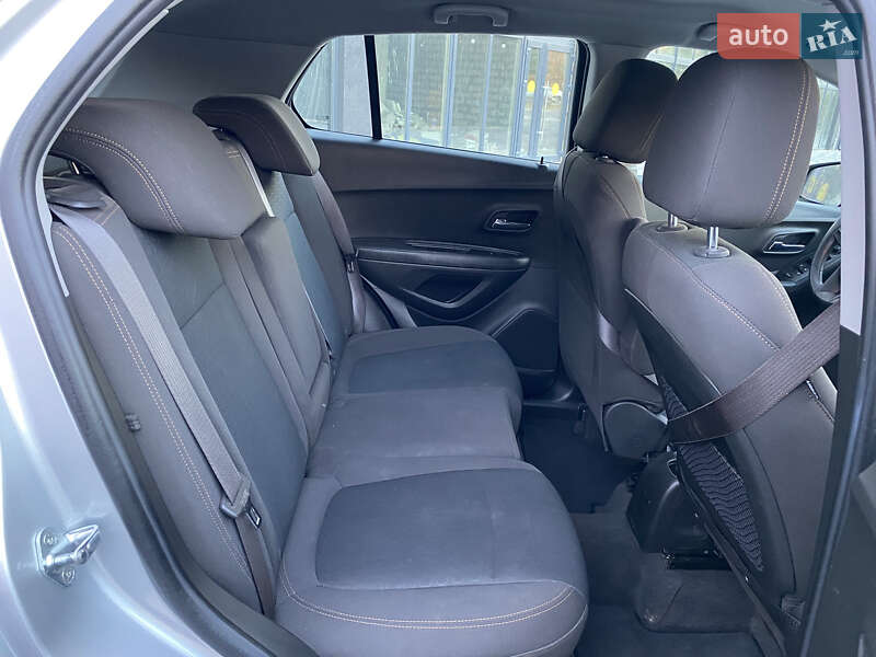 Внедорожник / Кроссовер Chevrolet Trax 2017 в Полтаве