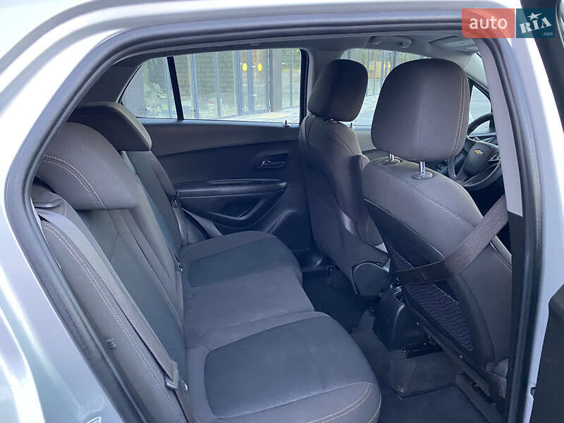 Внедорожник / Кроссовер Chevrolet Trax 2017 в Полтаве